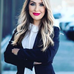 Meet your Posher, Amanda